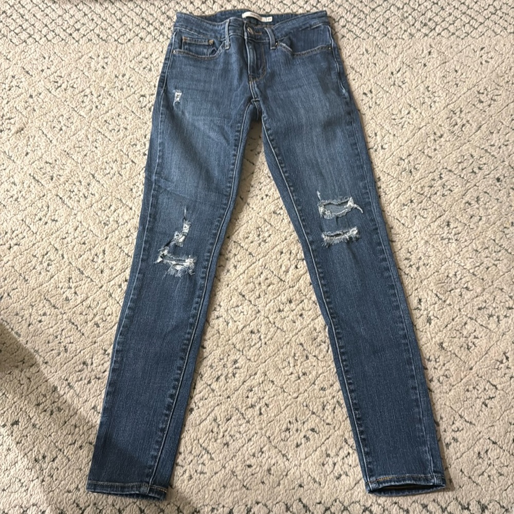 711 Skinny Levi Jeans